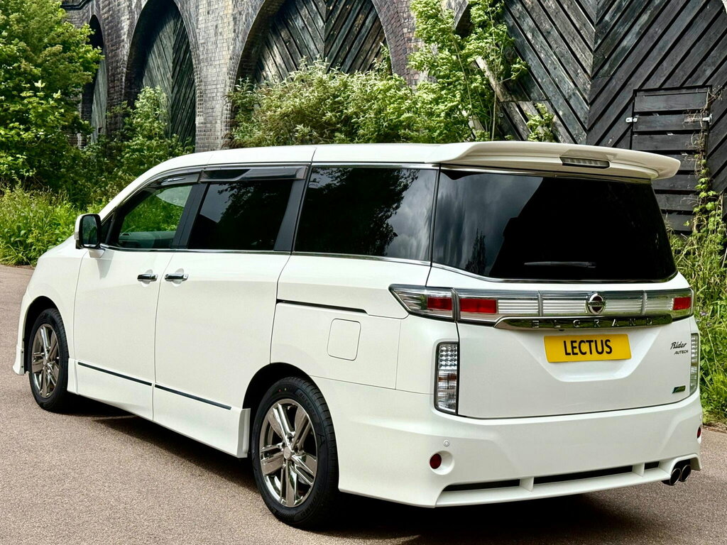 Nissan Elgrand Rider Black Line Edition 2.5 LW13GUH White #6