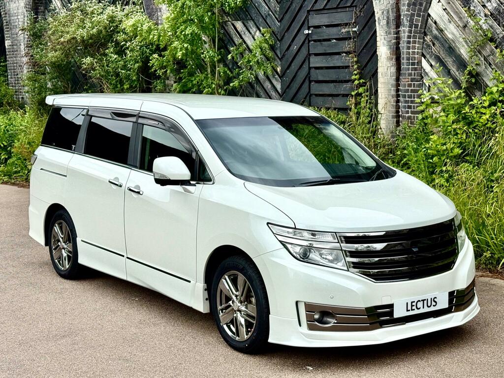 Nissan Elgrand Rider Black Line Edition 2.5 White #2