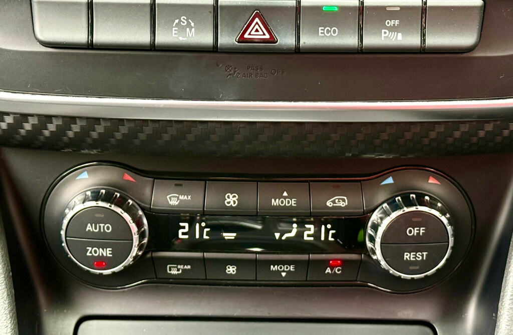 Mercedes-Benz A Class A200 Blueefficiency Sport Cdi Black #33