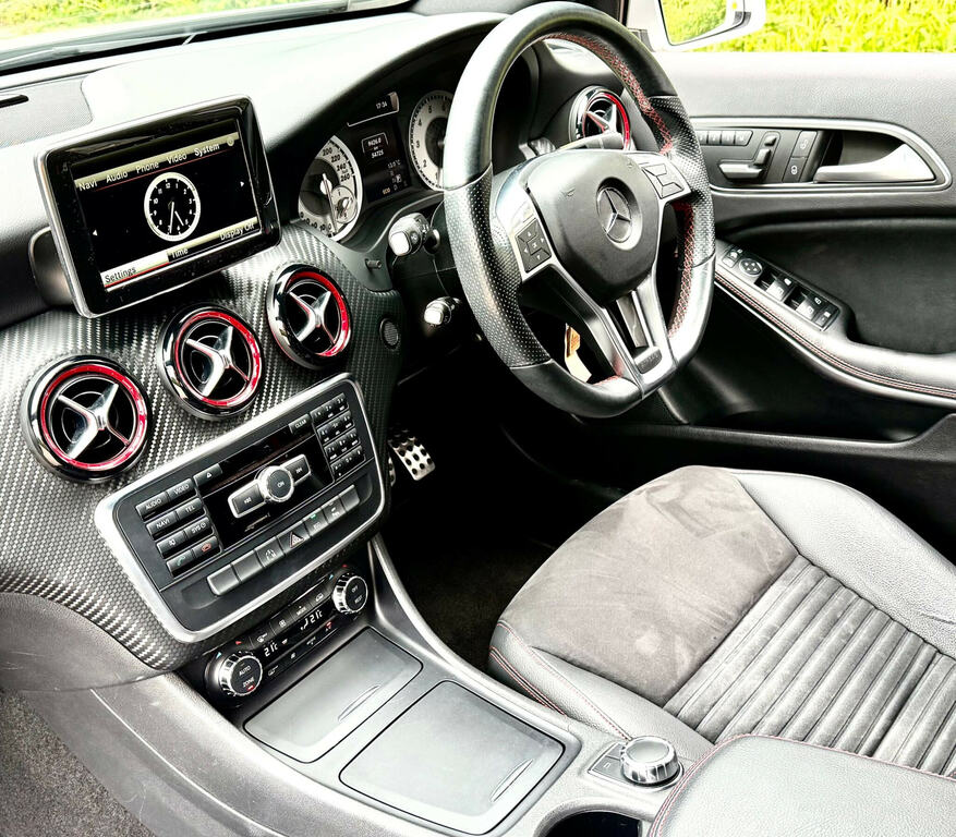 Mercedes-Benz A Class A200 Blueefficiency Sport Cdi Black #28