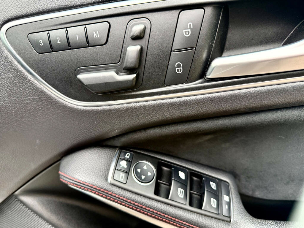Mercedes-Benz A Class A200 Blueefficiency Sport Cdi Black #36