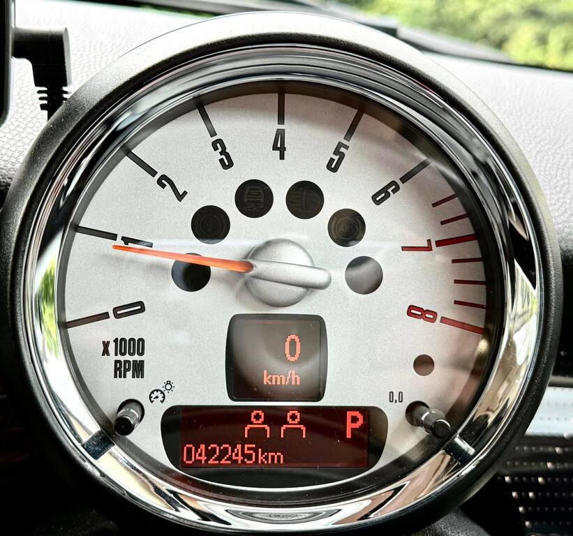 Mini Hatch 1.6 Cooper Coupe Black #29