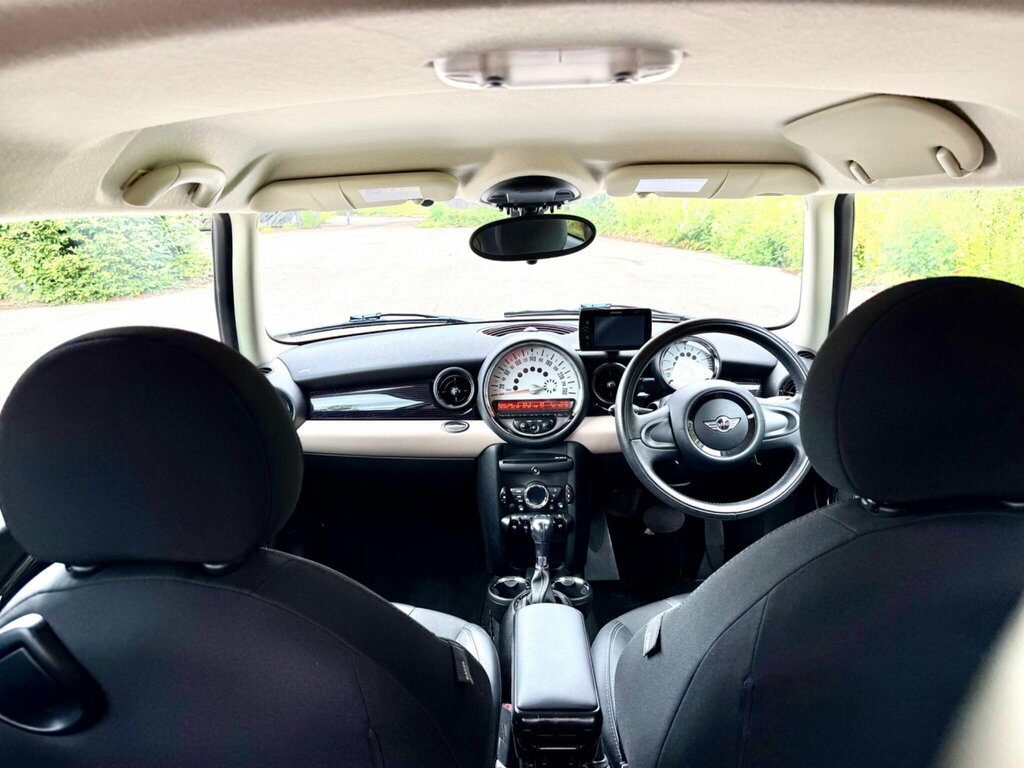 Mini Hatch 1.6 Cooper Coupe Black #25