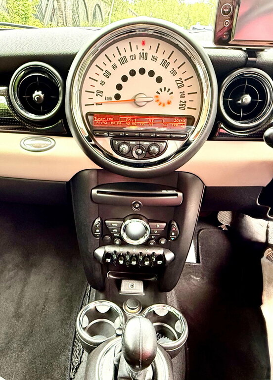 Mini Hatch 1.6 Cooper Coupe Black #27