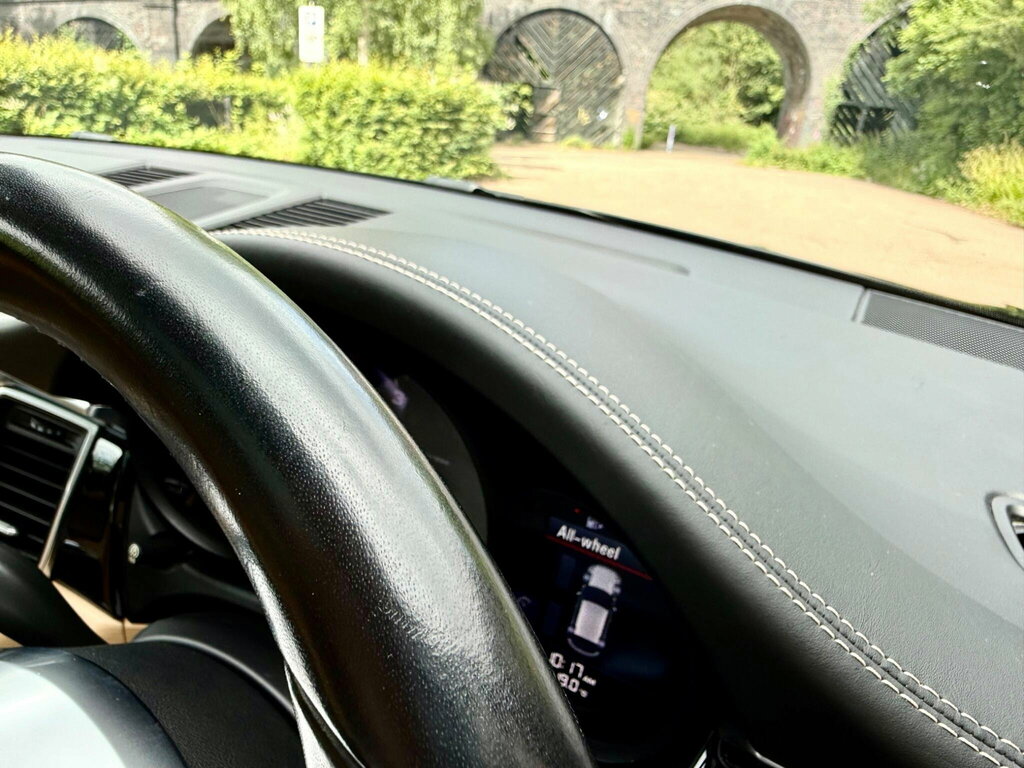 Porsche Macan V6 Turbo Pdk Euro 6 White #59