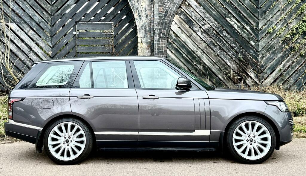 Land Rover Range Rover Classtitle Has-text-weight-bold Is-uppercase Black #9