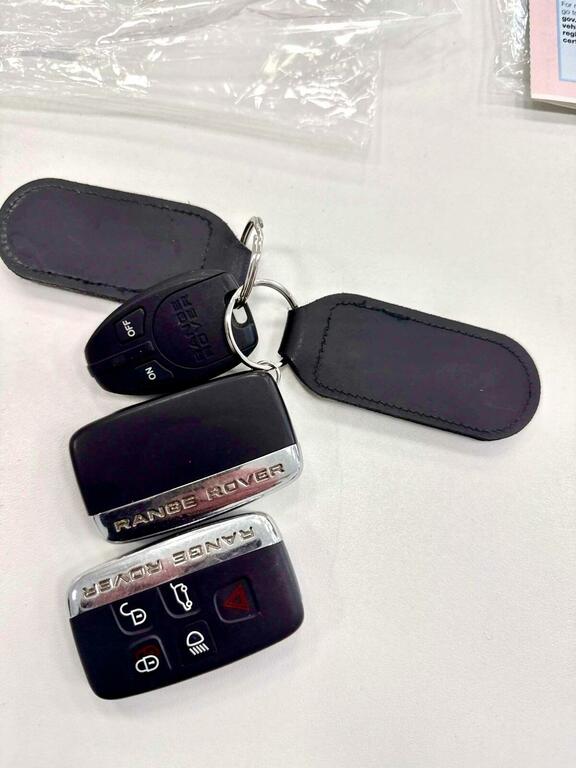 Land Rover Range Rover Classtitle Has-text-weight-bold Is-uppercase Black #53