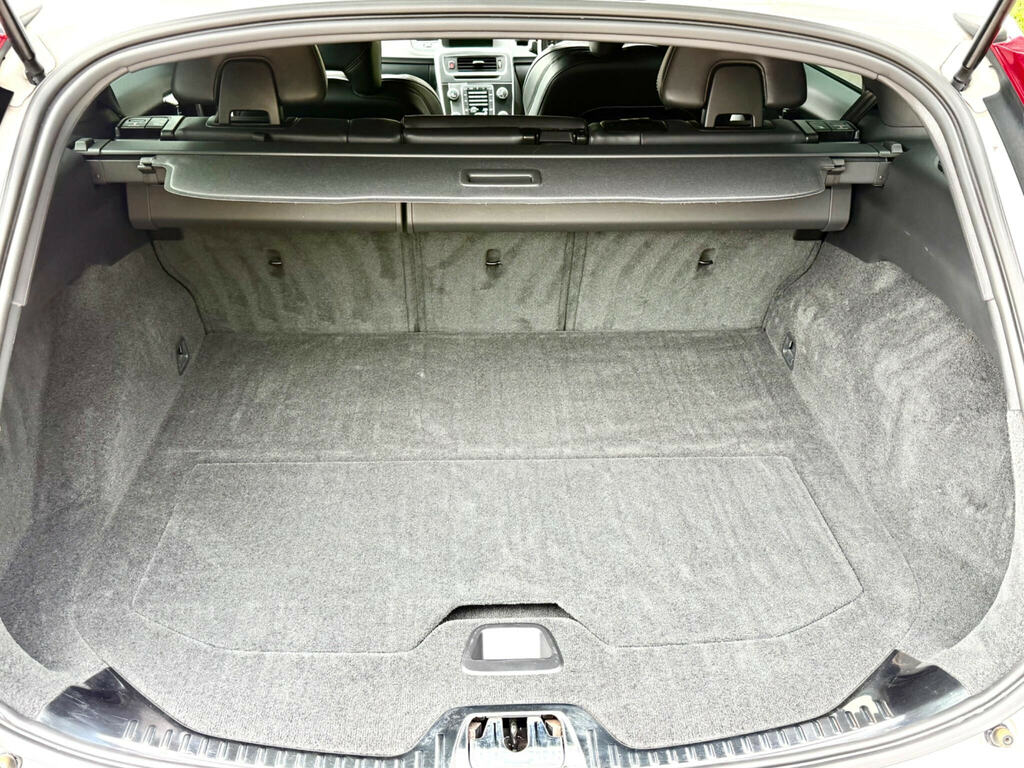 Volvo V60 1.6 D2 Business Edition 113 Bhp White #50