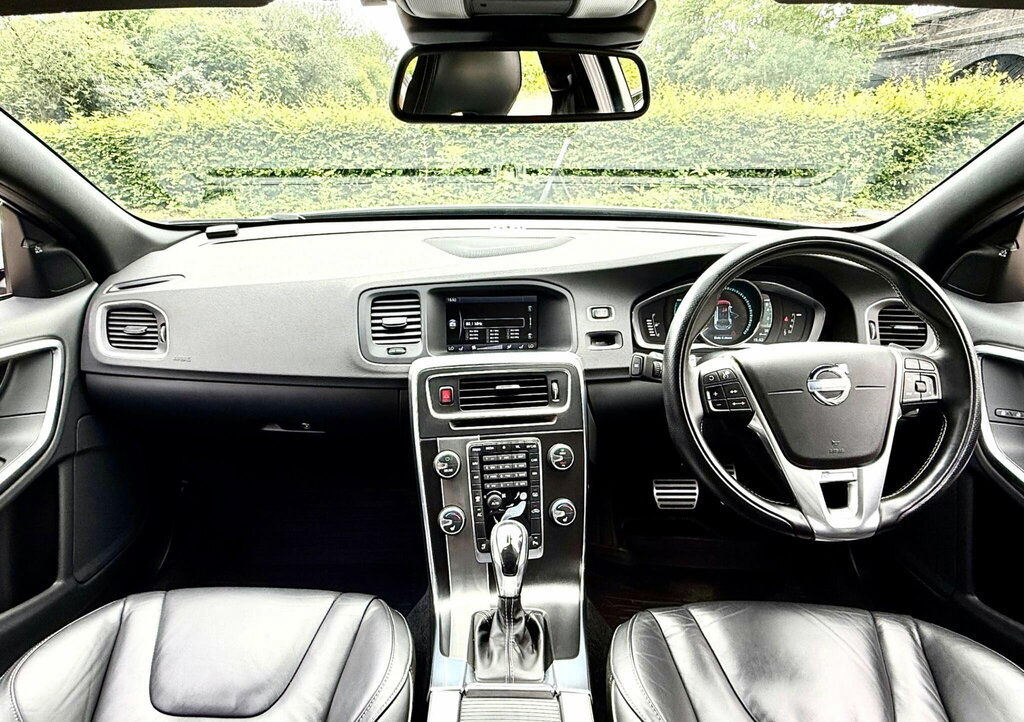 Volvo V60 1.6 D2 Business Edition 113 Bhp White #22