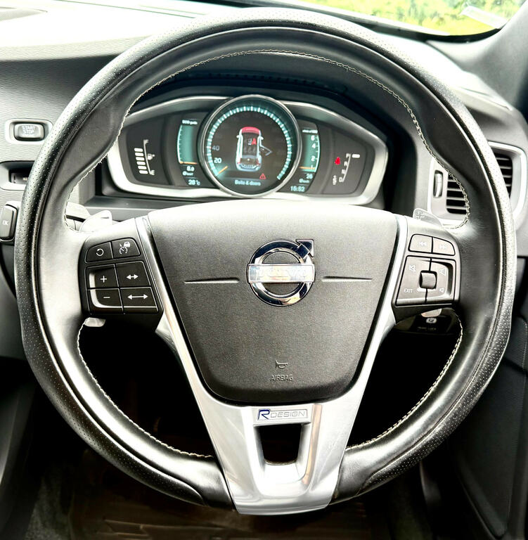 Volvo V60 1.6 D2 Business Edition 113 Bhp White #20