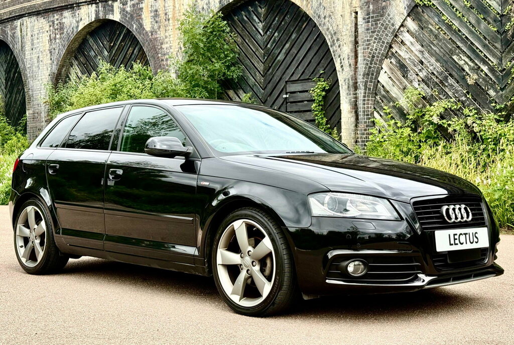 Audi A3 A3 Sport Tfsi White #3