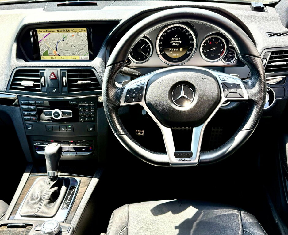 Mercedes-Benz E Class 2012 12 E220 Silver #22
