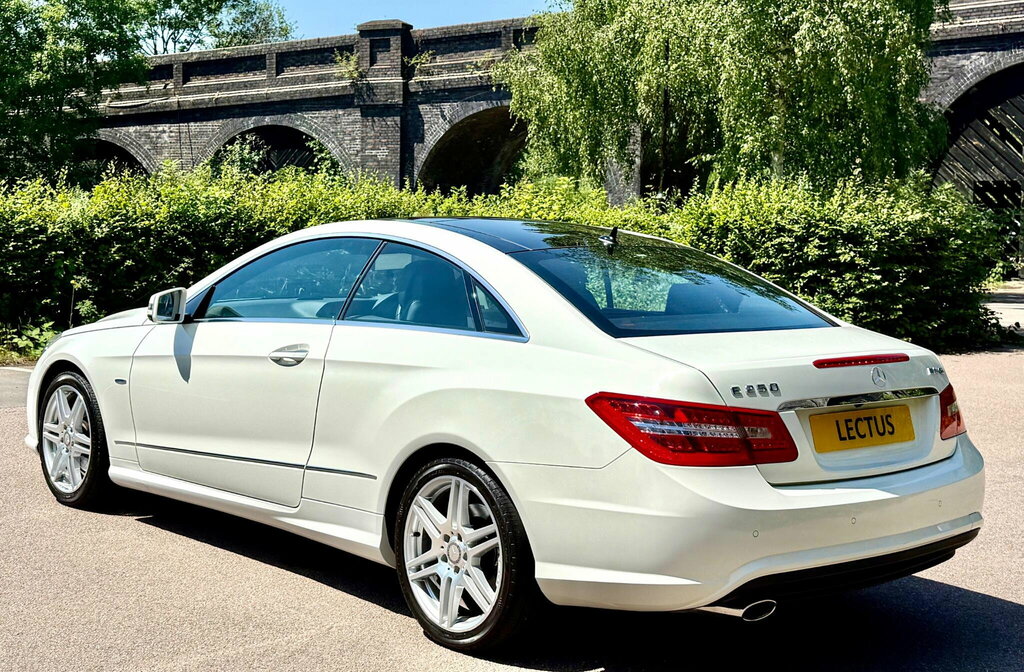 Mercedes-Benz E Class 2012 12 E220 Silver #7