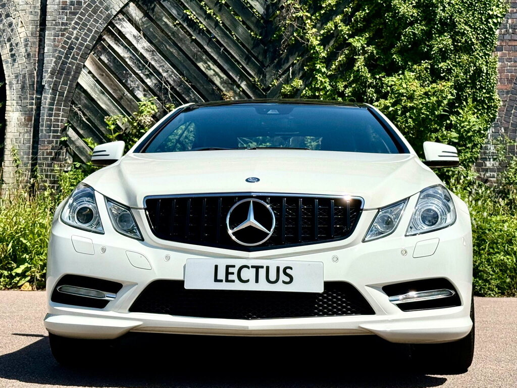 Mercedes-Benz E Class 2012 12 E220 Silver #11
