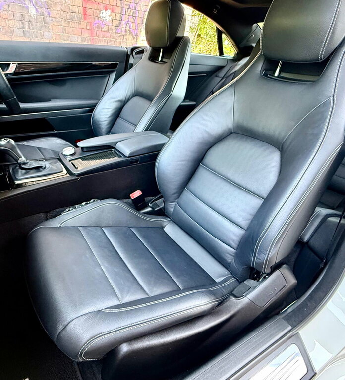 Mercedes-Benz E Class 2012 12 E220 Silver #30