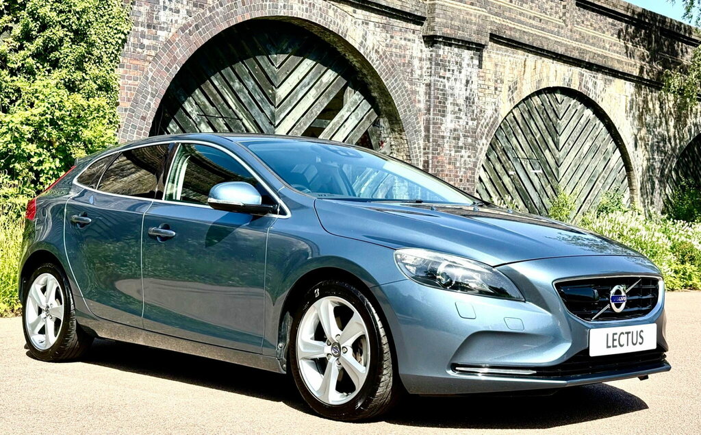 Volvo V40 1.6 T4 Es Euro 6 Ss Blue #2