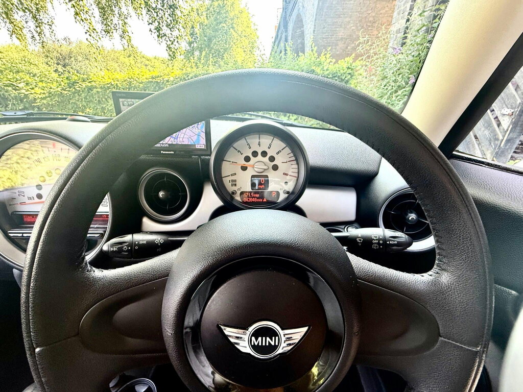 Mini Hatch 1.5 Cooper D Euro 6 Ss 0 Tax Finance Availa White #17