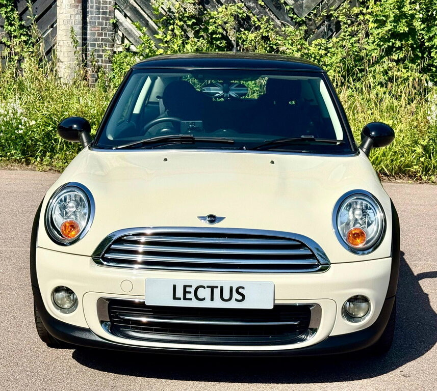 Mini Hatch 1.5 Cooper D Euro 6 Ss 0 Tax Finance Availa White #4