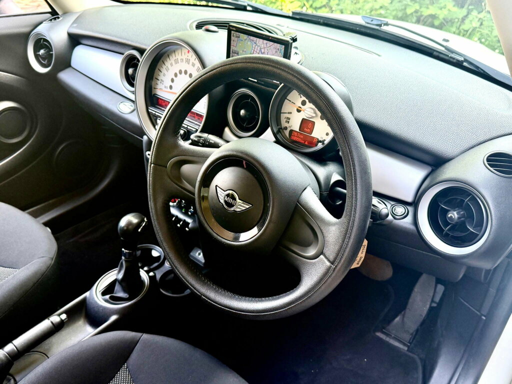 Mini Hatch 1.5 Cooper D Euro 6 Ss 0 Tax Finance Availa White #16