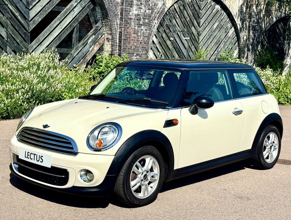 Mini Hatch 1.5 Cooper D Euro 6 Ss 0 Tax Finance Availa White #5