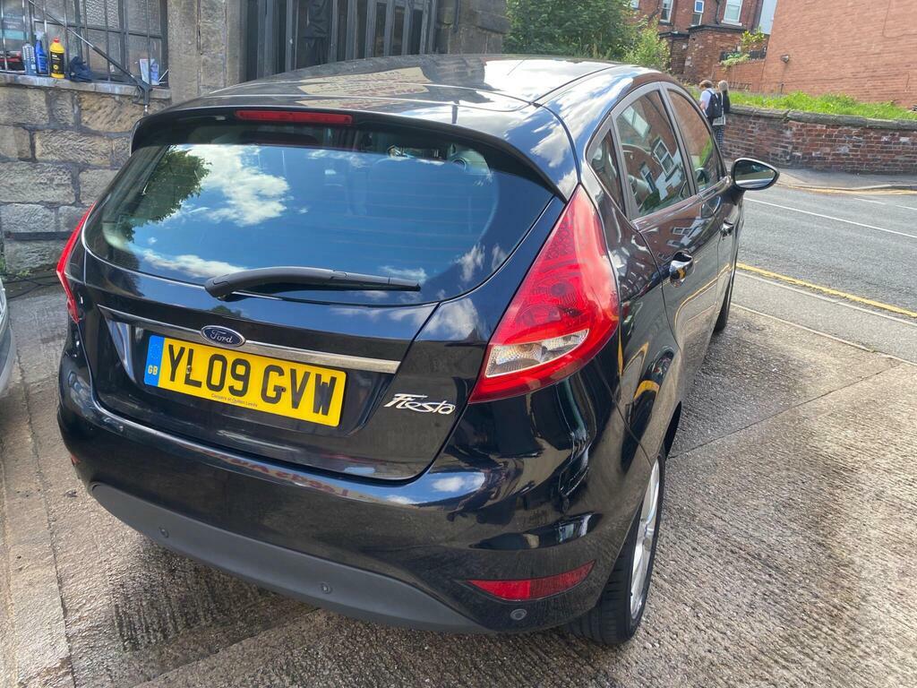 Ford Fiesta Hatchback Blue #8