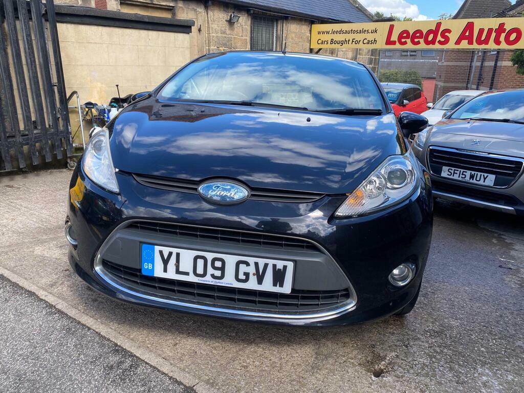 Ford Fiesta Hatchback Blue #2