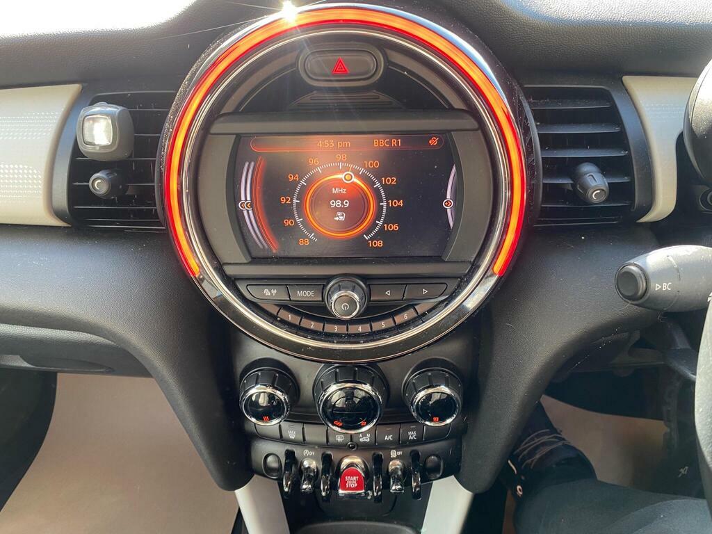 Mini Hatch 2.0 Cooper S Seven Chili Pack White #18