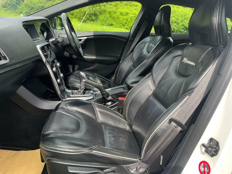 Volvo V40 1.6 D2 R-design Euro 5 Ss White #6