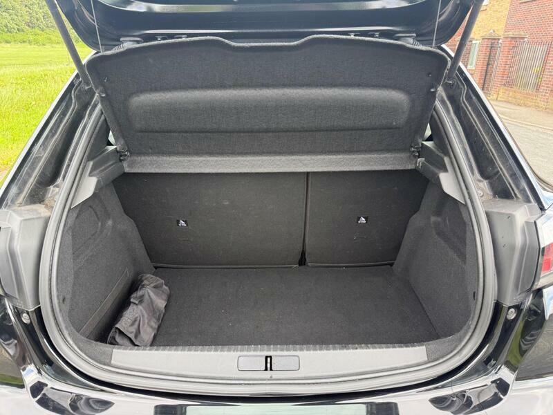 Peugeot 208 1.2 Puretech Active Yellow #8