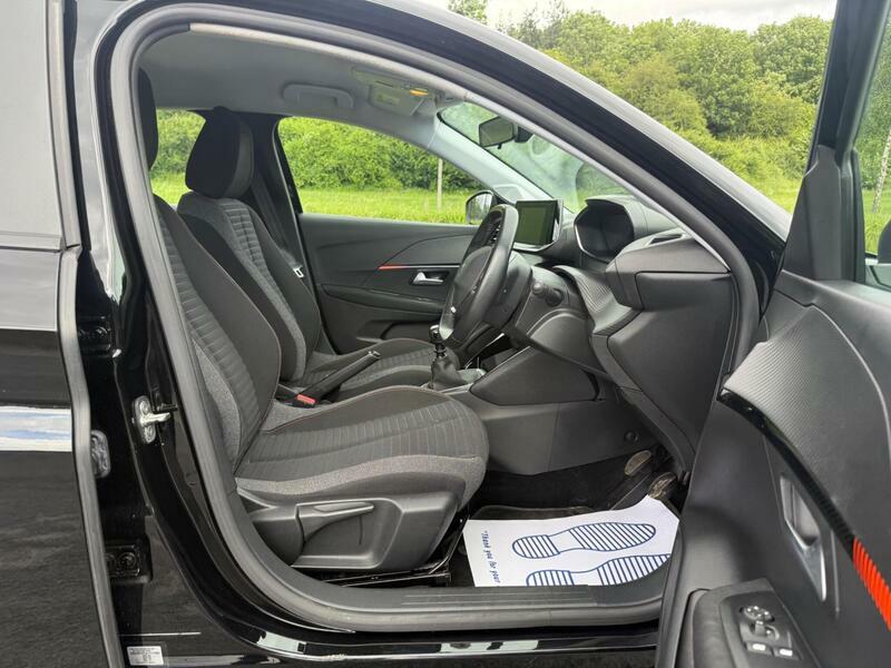 Peugeot 208 1.2 Puretech Active Yellow #10