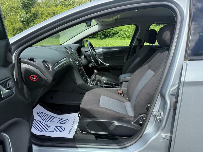 Ford Mondeo 1.6 Graphite Euro 5 Silver #6