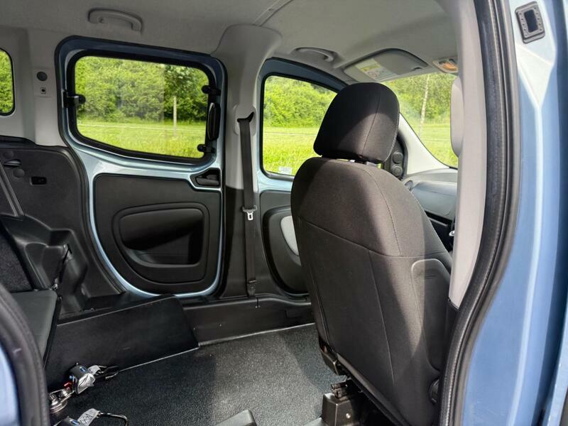 Fiat Qubo 1.2 Multijet Active 75 Bhp White #16