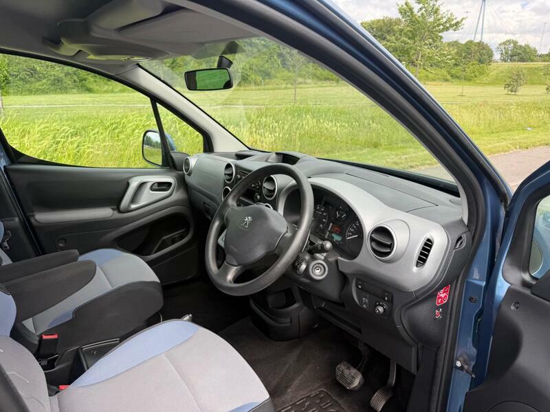 Peugeot Rifter Allure Horizon Re Wav 1.6 Hdi Blue #22