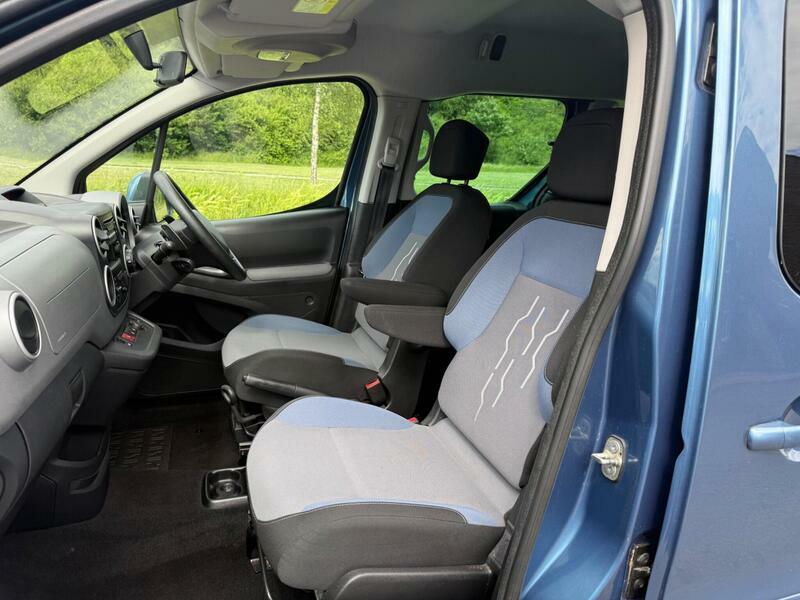 Peugeot Rifter Allure Horizon Re Wav 1.6 Hdi Blue #10