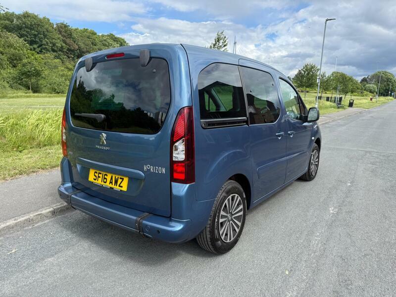 Peugeot Rifter Mpv Blue #2