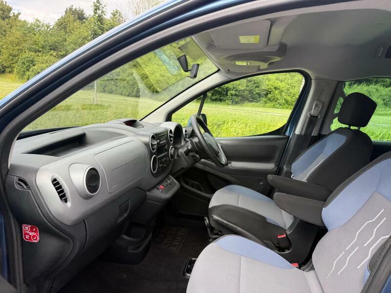 Peugeot Rifter Allure Horizon Re Wav 1.6 Hdi Blue #9