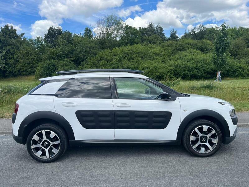 Citroen C4 Cactus 1.2 Puretech Flair Euro 6 Euro 6 White
