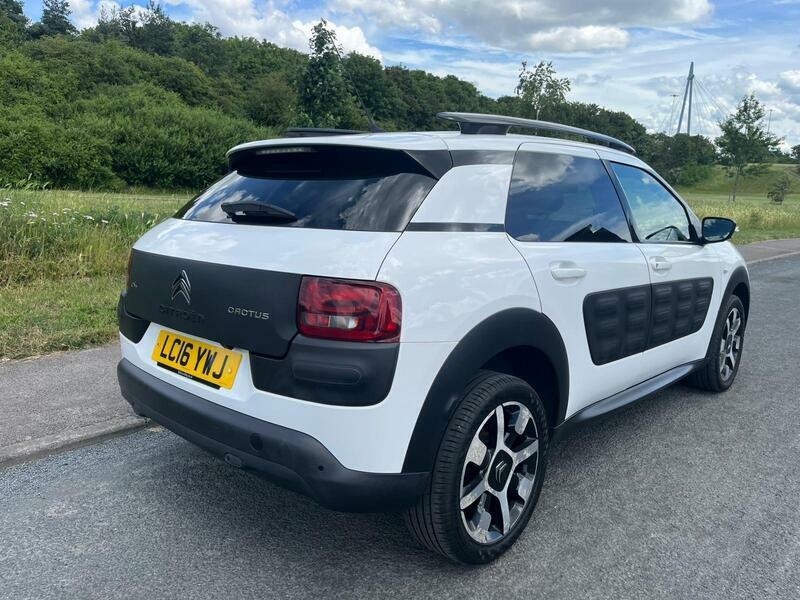Citroen C4 Cactus 1.2 Puretech Flair Euro 6 Euro 6 White #2
