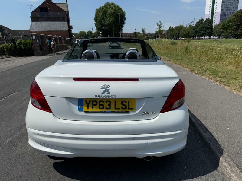 Peugeot 207 CC 1.6 Vti Roland Garros Euro 5 White #3