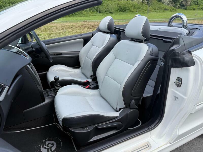 Peugeot 207 CC 1.6 Vti Active Euro 5 Black #16
