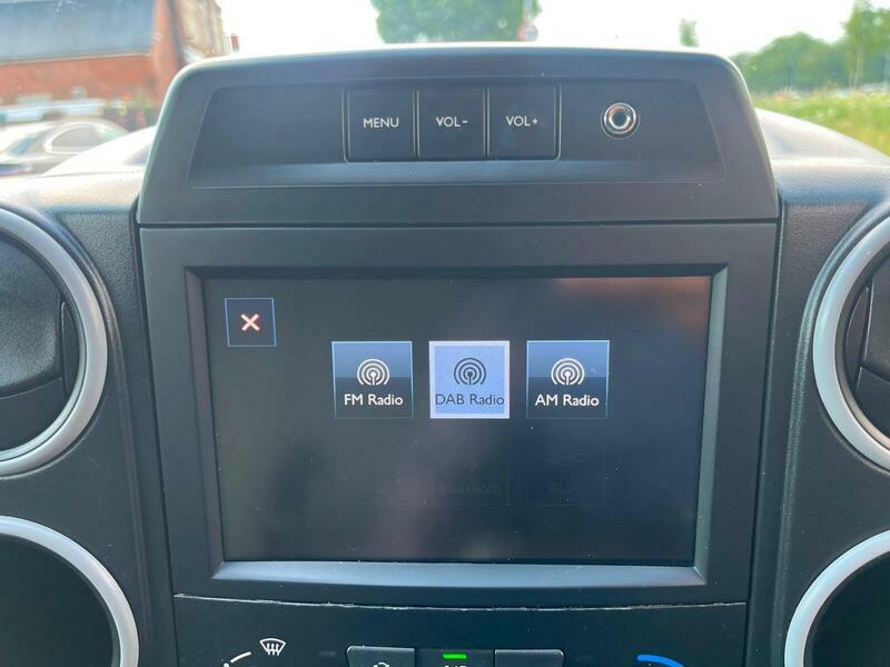 Peugeot Partner Panel Van 1.6 Bluehdi 854 Professional L1 201 White #10