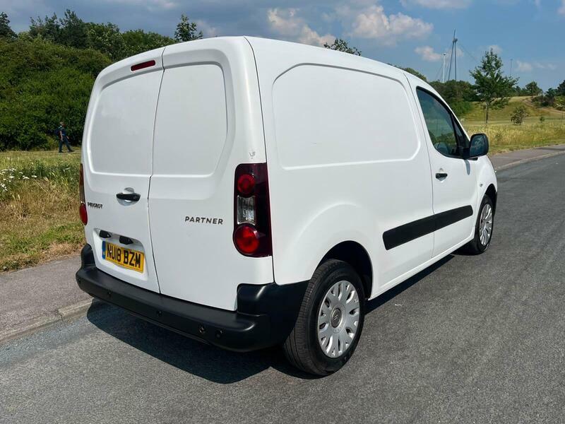 Peugeot Partner 1.6 Bluehdi 854 Professional L1 White #2
