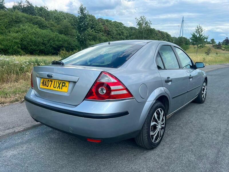 Ford Mondeo 1.8 LX Silver #2