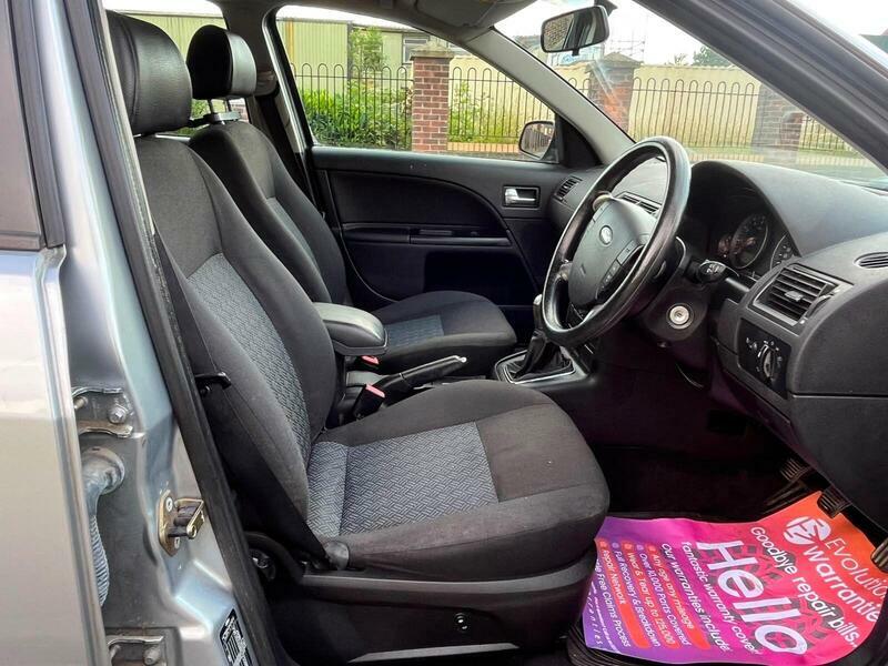 Ford Mondeo Hatchback 2.0 Tdci Ghia 200707 Grey #9