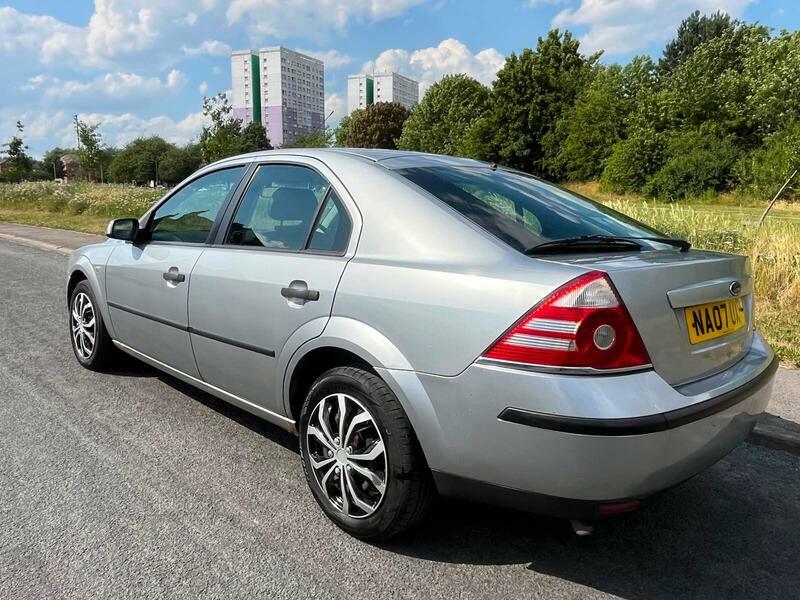 Ford Mondeo 1.8 LX Silver #3