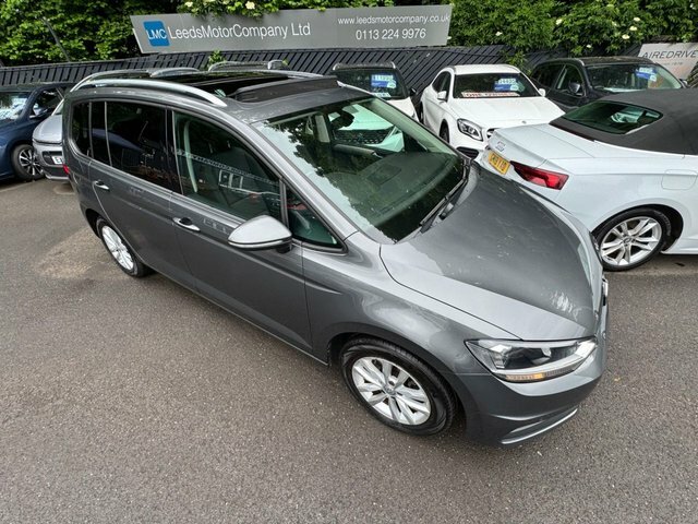 Volkswagen Touran Mpv Grey #2