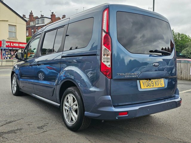 Ford Grand Tourneo Connect Mpv Blue #6