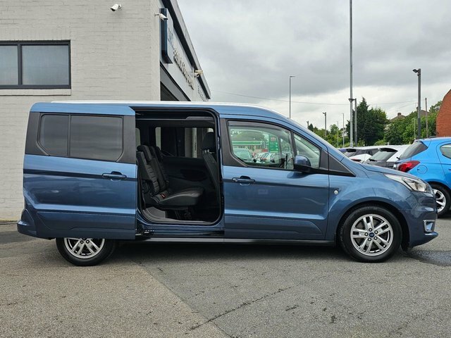 Ford Grand Tourneo Connect Mpv Blue #3