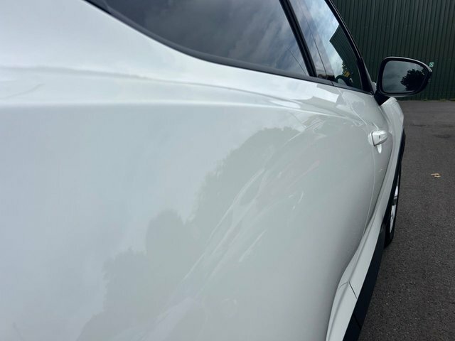 Nissan Juke Suv LF22KMG White #4
