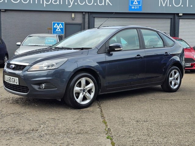 Ford Focus Hatchback Grey #4
